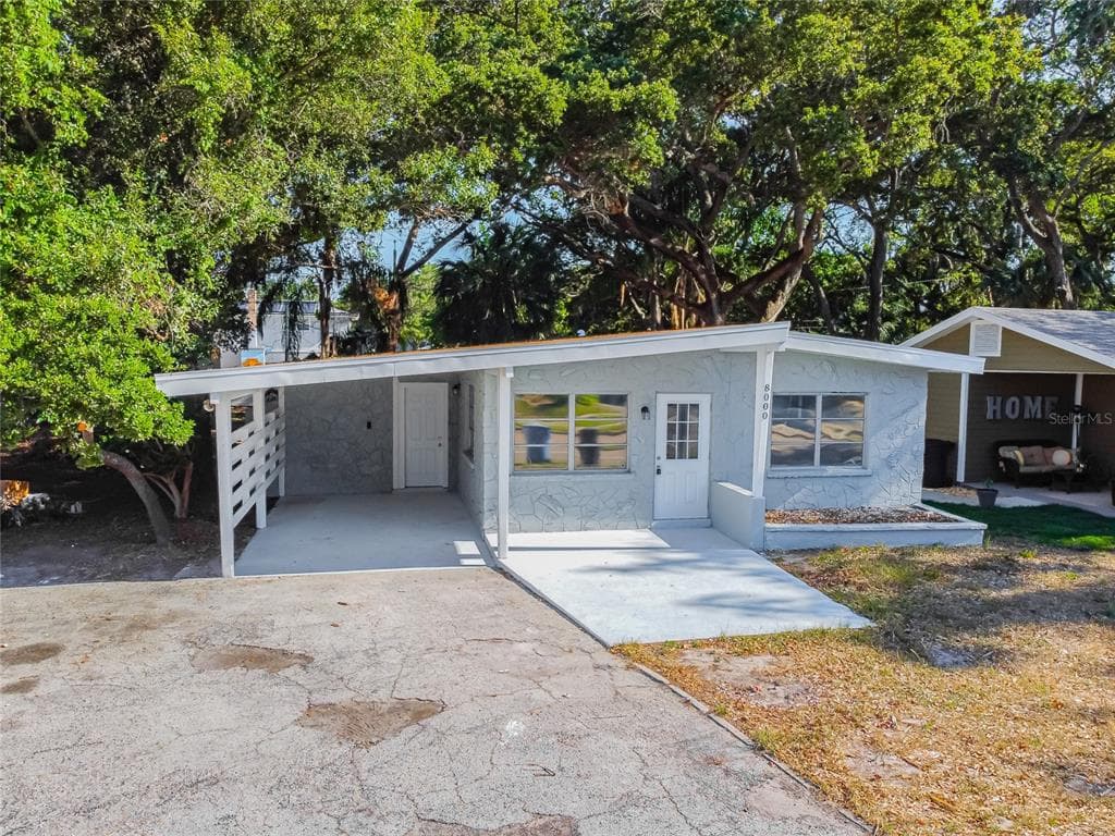 8000 22ND AVENUE N ST PETERSBURG, FL 33710