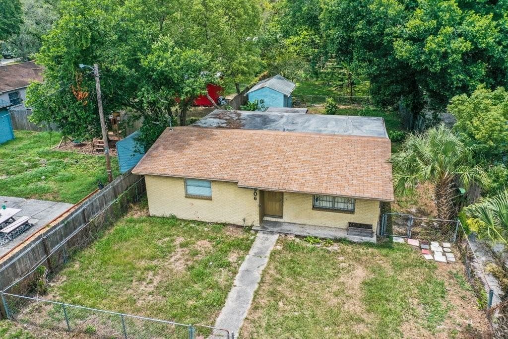 1906 E JEAN STREET TAMPA, FL 33610