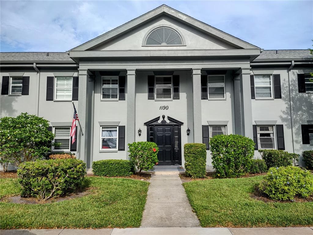 1190 RUE DES CHATEAUX UNIT 1A SOUTH PASADENA, FL 33707