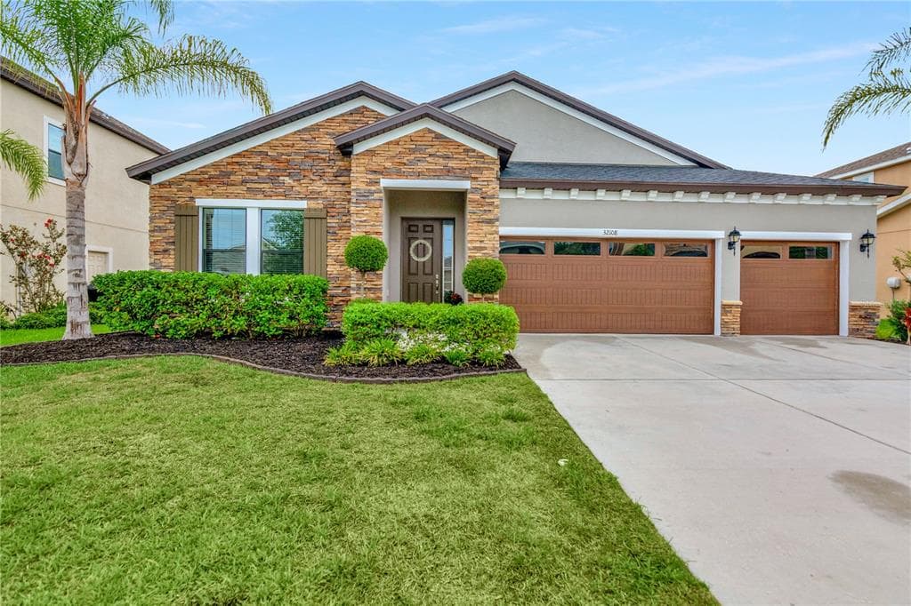 32108 WATOGA LOOP WESLEY CHAPEL, FL 33543