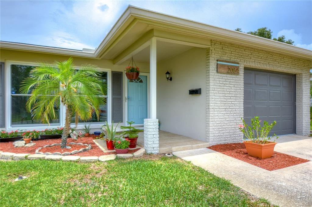 2064 FAIR OAK DRIVE CLEARWATER, FL 33763
