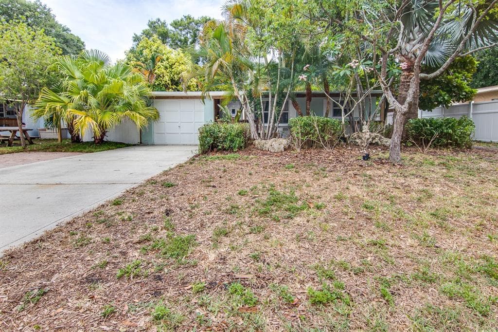 6125 55TH AVENUE N ST PETERSBURG, FL 33709