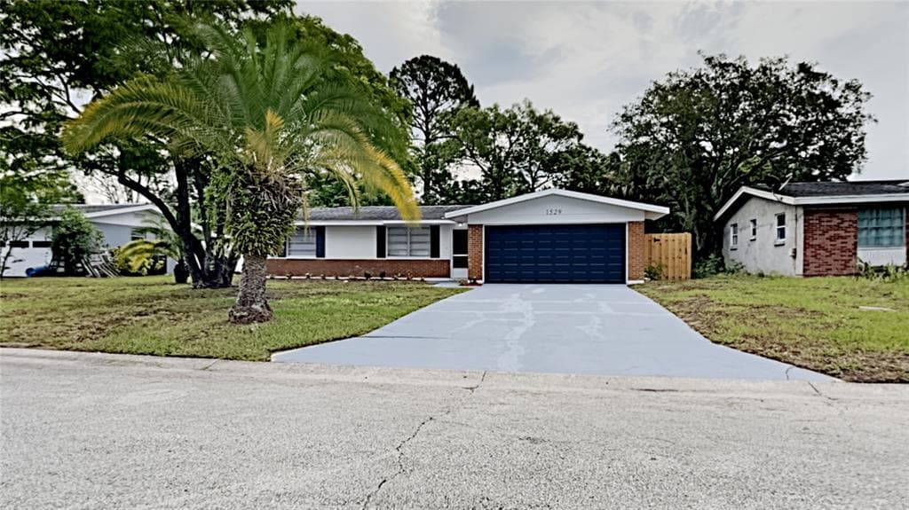 1529 CULVERHOUSE DRIVE DAYTONA BEACH, FL 32117