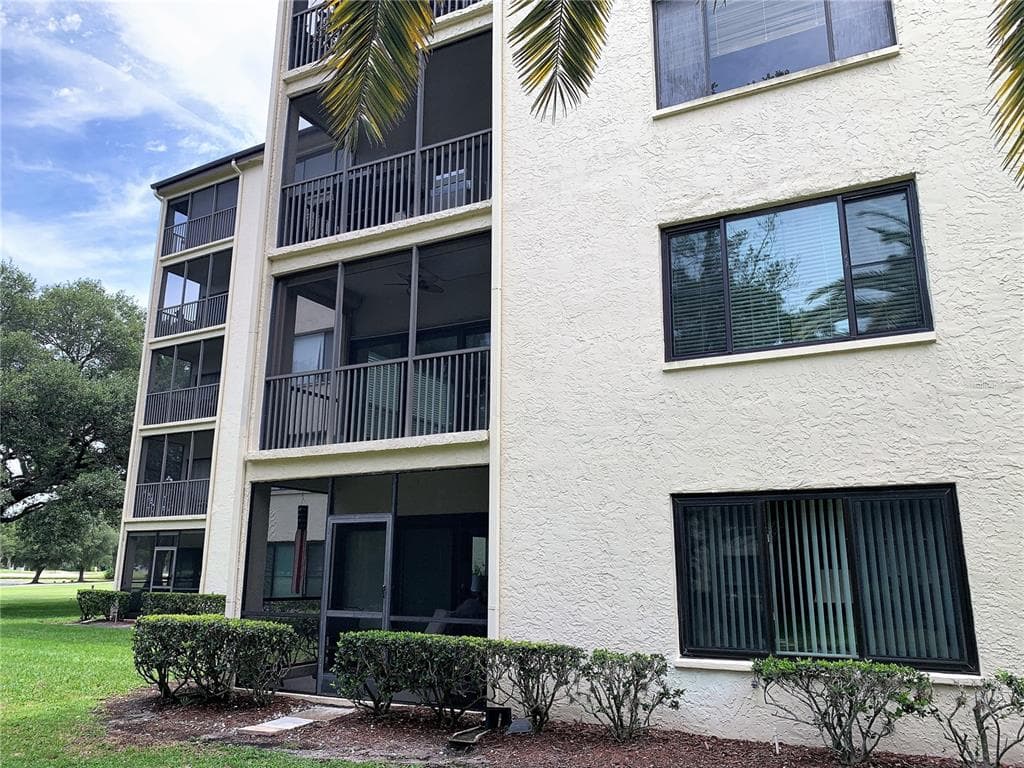 700 STARKEY ROAD UNIT 321 LARGO, FL 33771