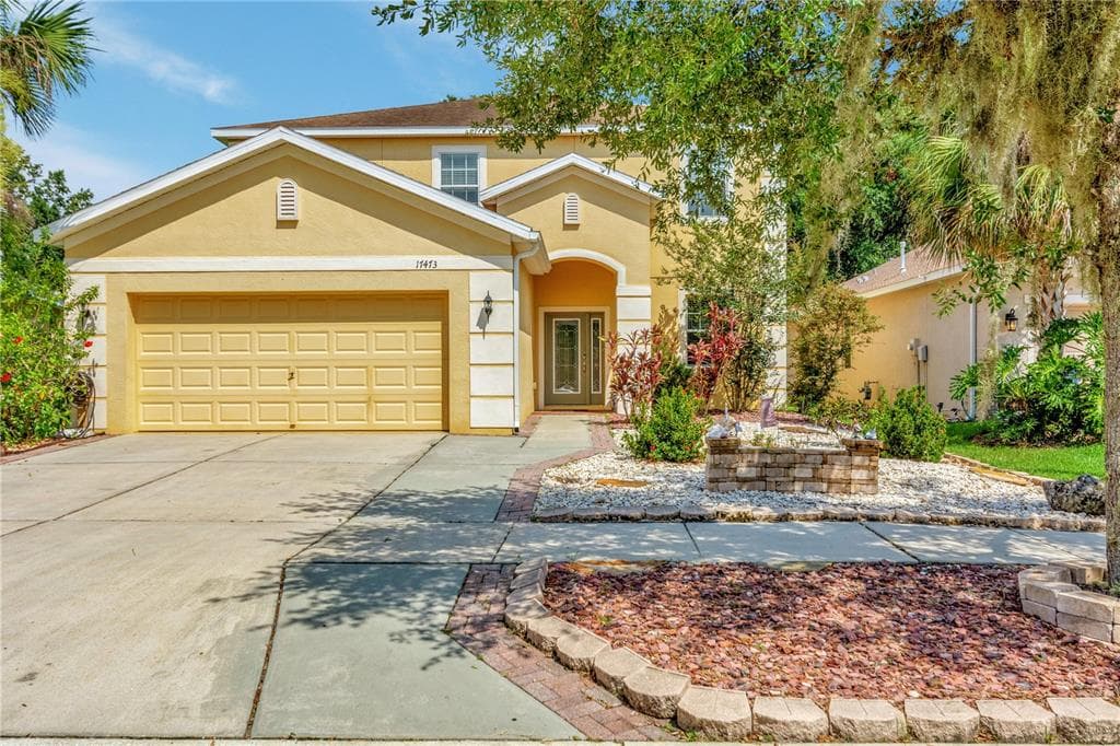 17473 NEW CROSS CIRCLE LITHIA, FL 33547