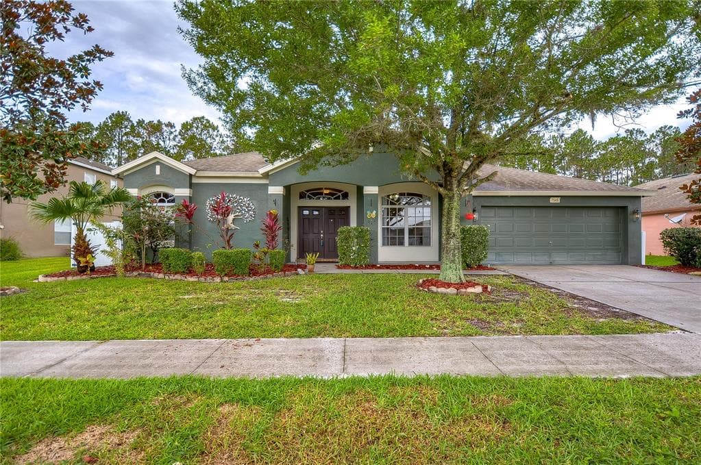 7545 SHORE ACRES STREET WESLEY CHAPEL, FL 33545