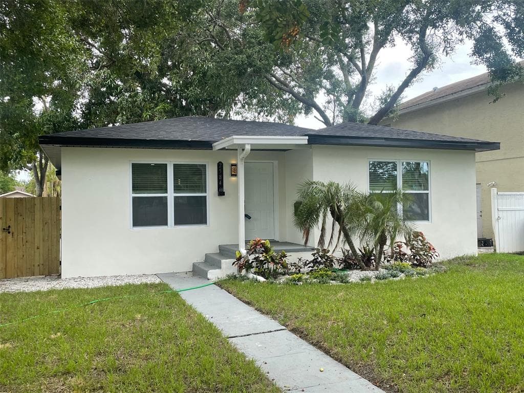 2584 14TH AVENUE S ST PETERSBURG, FL 33712