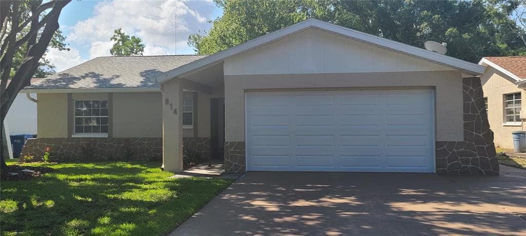 614 ALISON DRIVE LARGO, FL 33771