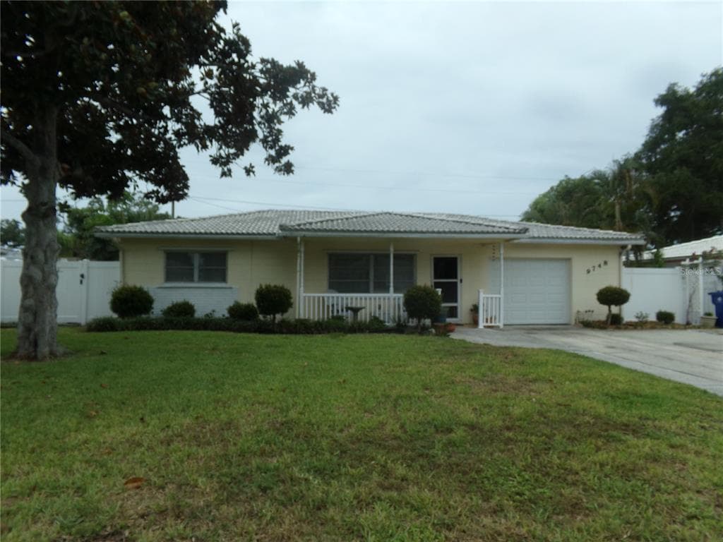 9748 49TH AVENUE N ST PETERSBURG, FL 33708