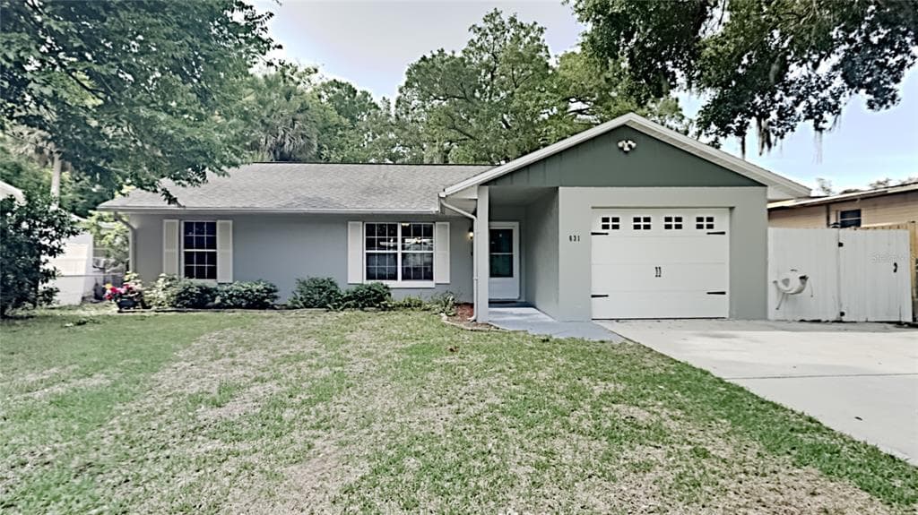 631 AURORA STREET SOUTH DAYTONA, FL 32119