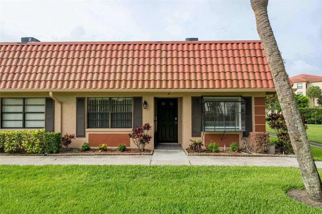 19029 US HIGHWAY 19 N UNIT 10F CLEARWATER, FL 33764