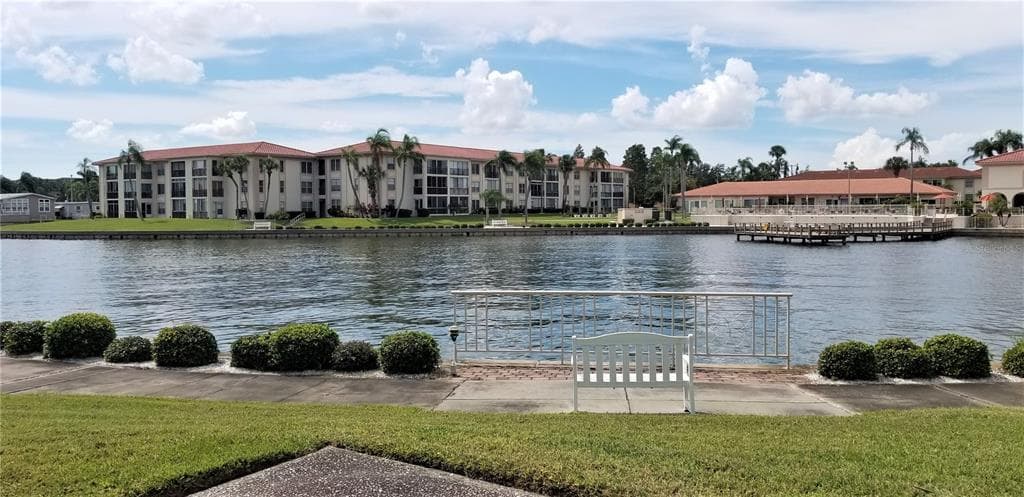 19029 US HIGHWAY 19 N UNIT 10E CLEARWATER, FL 33764