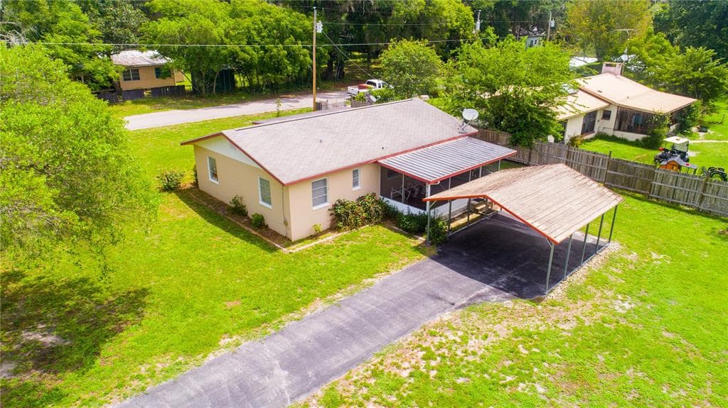 15184 EDGEWATER AVENUE NOBLETON, FL 34661