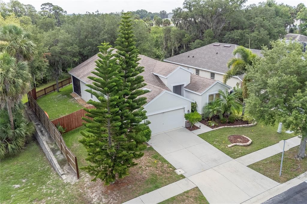 5311 CLOVER MIST DRIVE APOLLO BEACH, FL 33572