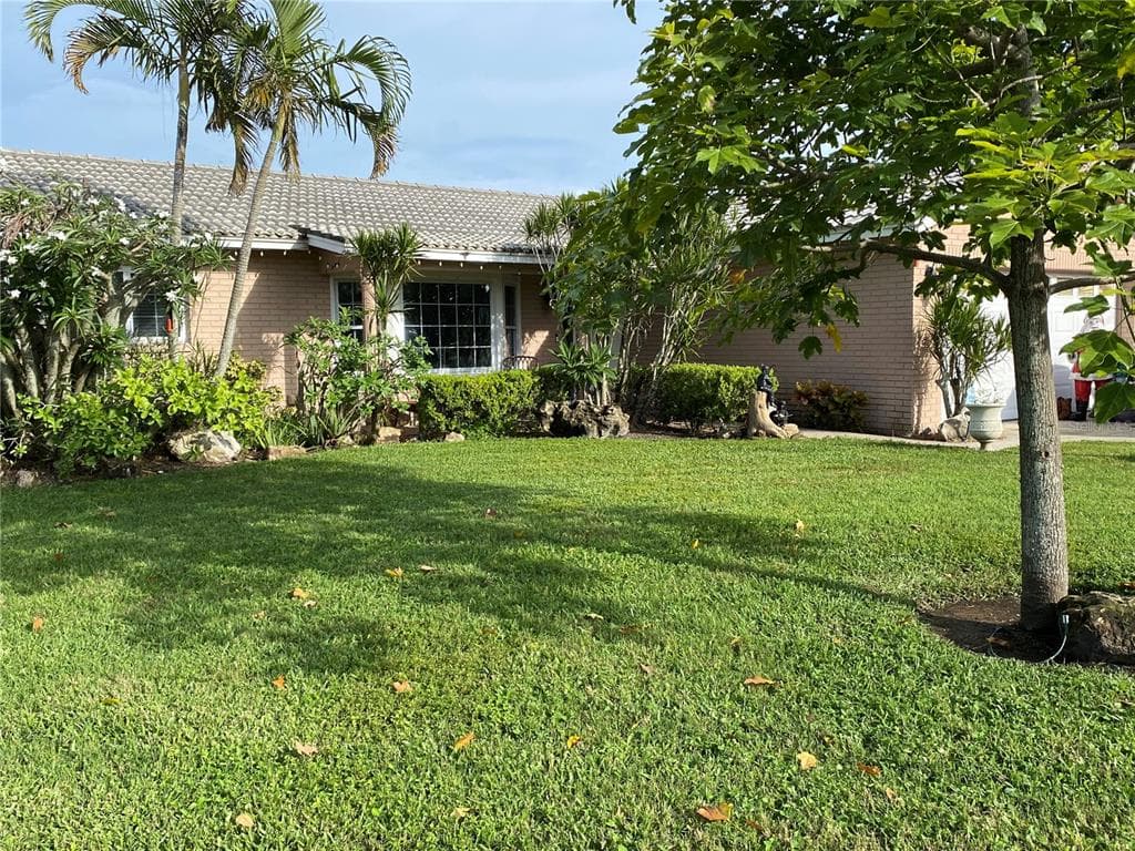 605 CAPRI BLVD TREASURE ISLAND, FL 33706
