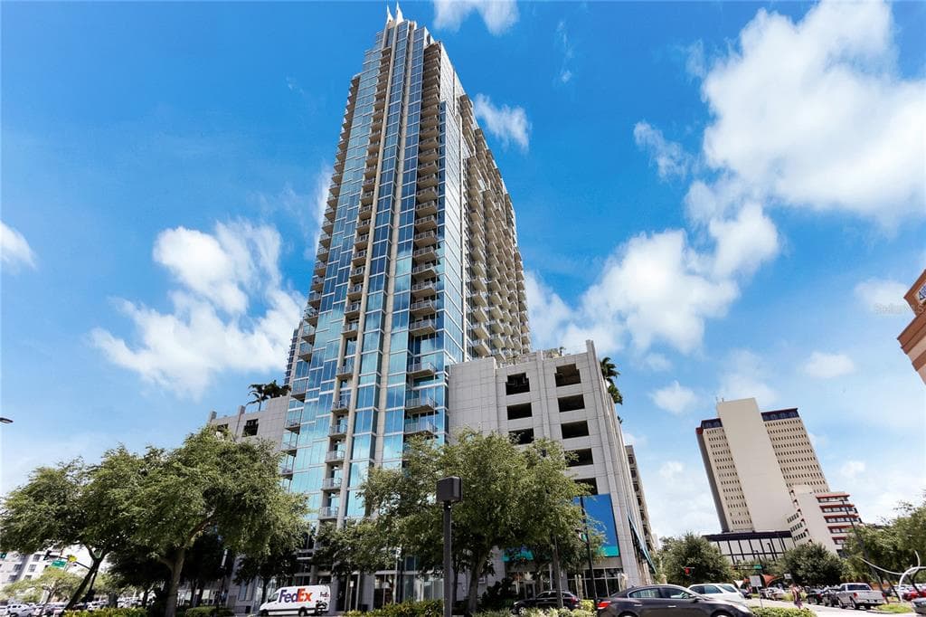 777 N ASHLEY DRIVE UNIT 1207 TAMPA, FL 33602