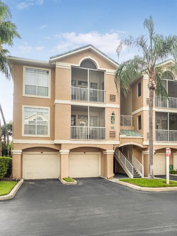 4310 BAY CLUB CIRCLE UNIT 4310 TAMPA, FL 33607