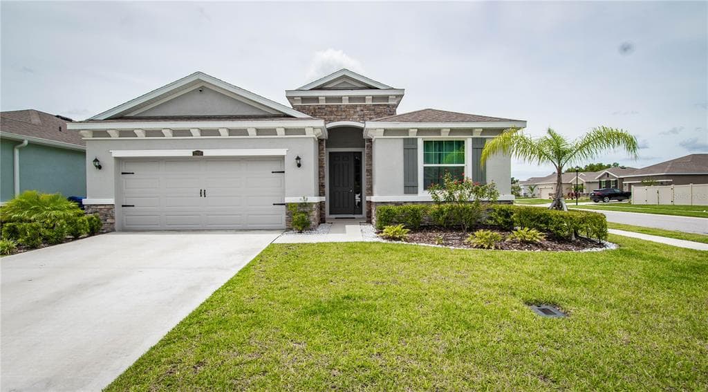 32848 SAND CREEK DRIVE WESLEY CHAPEL, FL 33543