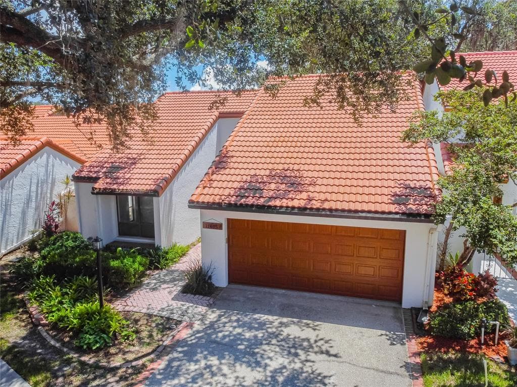 11405 ROBLES DEL RIO PLACE