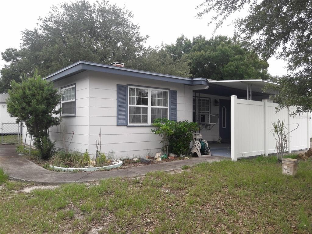 5235 44TH AVENUE N ST PETERSBURG, FL 33709