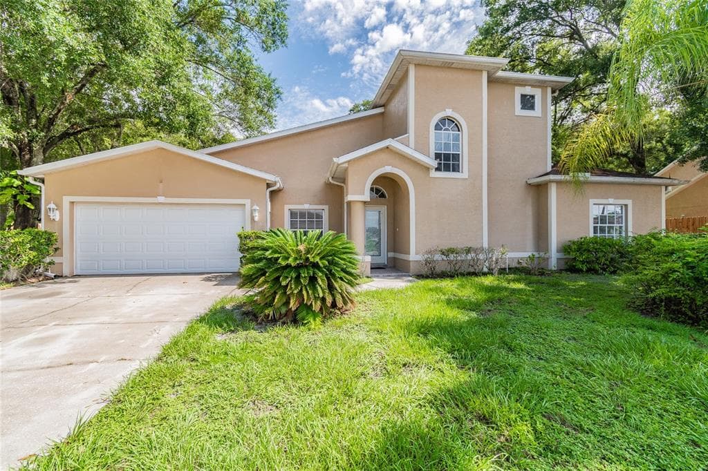 11017 LYNN LAKE CIRCLE TAMPA, FL 33625