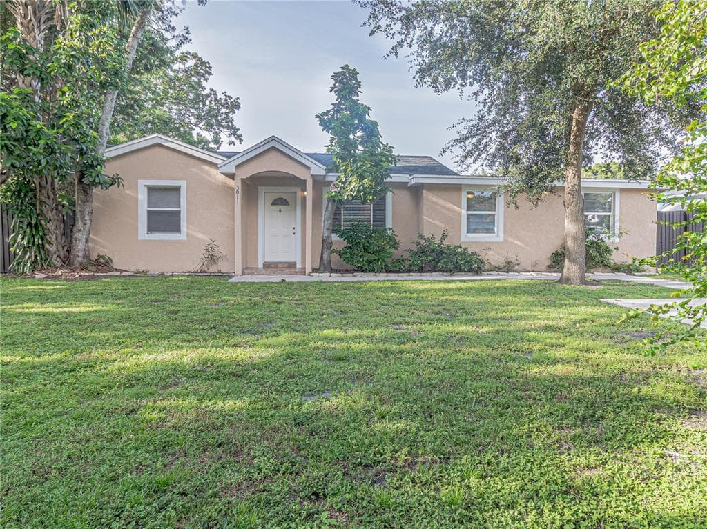 3011 W MEADOW STREET TAMPA, FL 33611