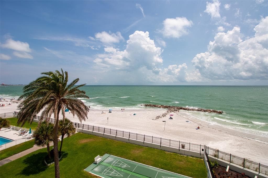 7000 BEACH PLAZA UNIT 508 ST PETE BEACH, FL 33706