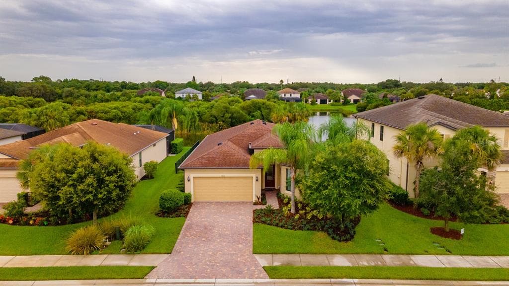4818 68TH STREET CIRCLE E BRADENTON, FL 34203