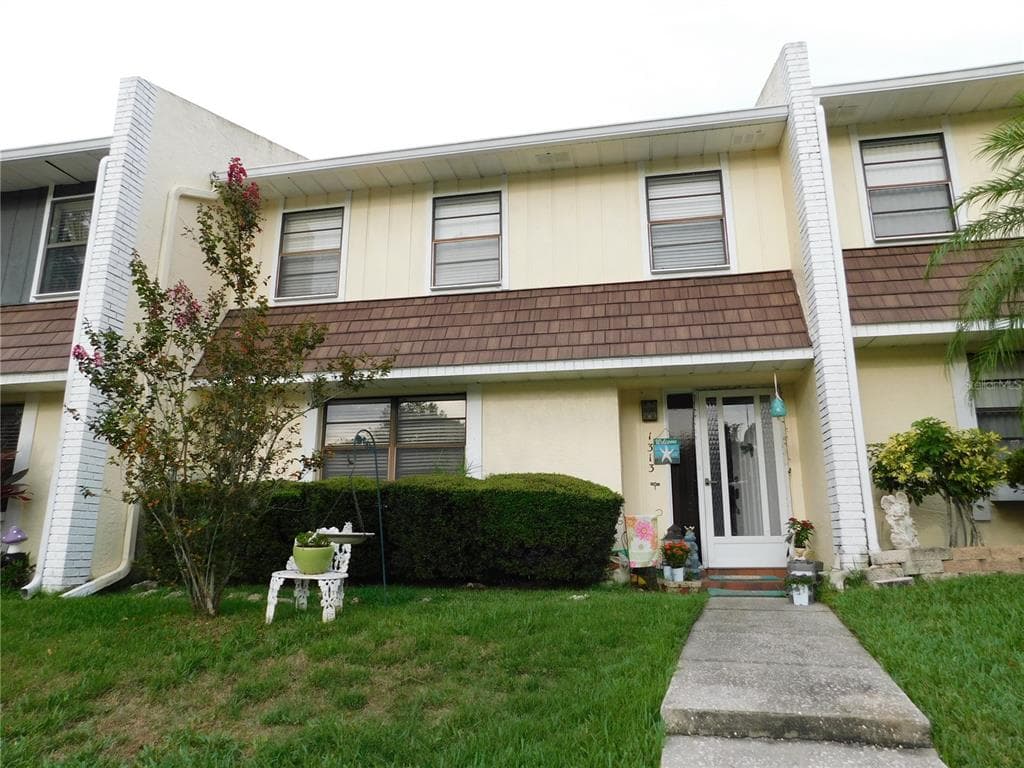 1313 ABBEY CRESCENT LANE CLEARWATER, FL 33759