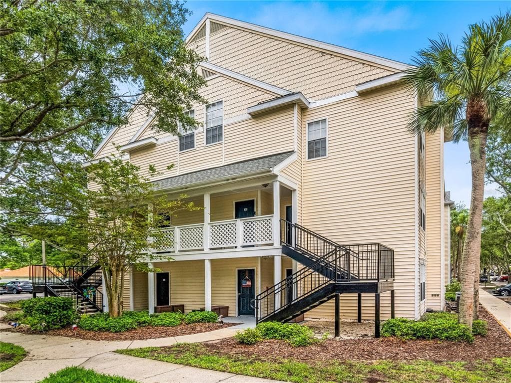 3315 HAVILAND COURT UNIT 101 PALM HARBOR, FL 34684