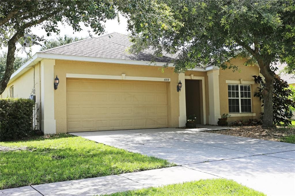 5919 DESERT PEACE AVENUE LAND O LAKES, FL 34639