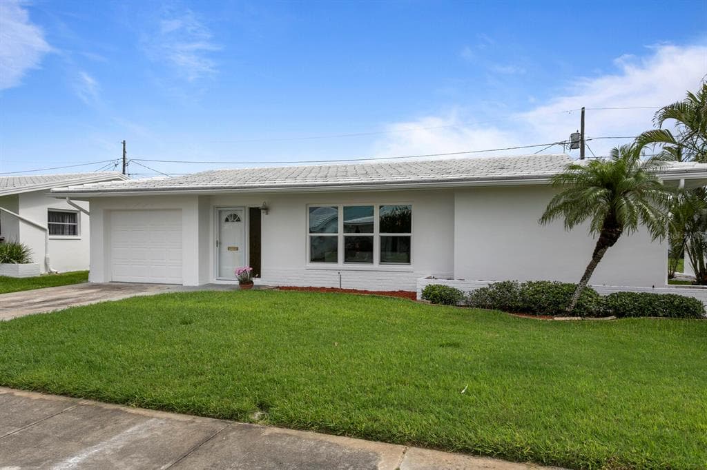 3725 98TH AVENUE N UNIT 3 PINELLAS PARK, FL 33782