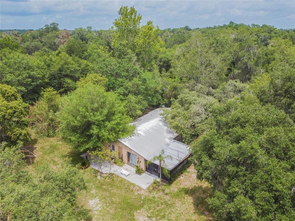 8835 PURVIS ROAD LITHIA, FL 33547