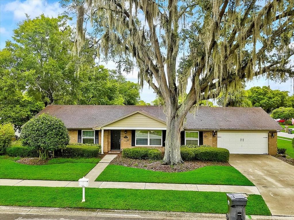 13205 TIFTON DR TAMPA, FL 33618