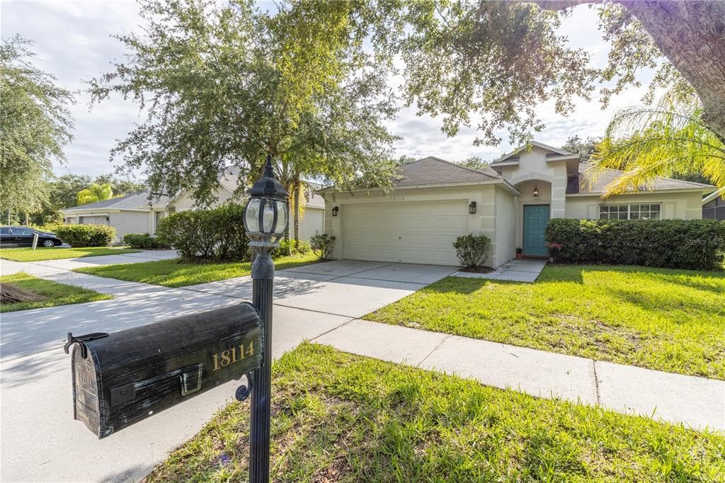18114 SANDY POINTE DRIVE TAMPA, FL 33647