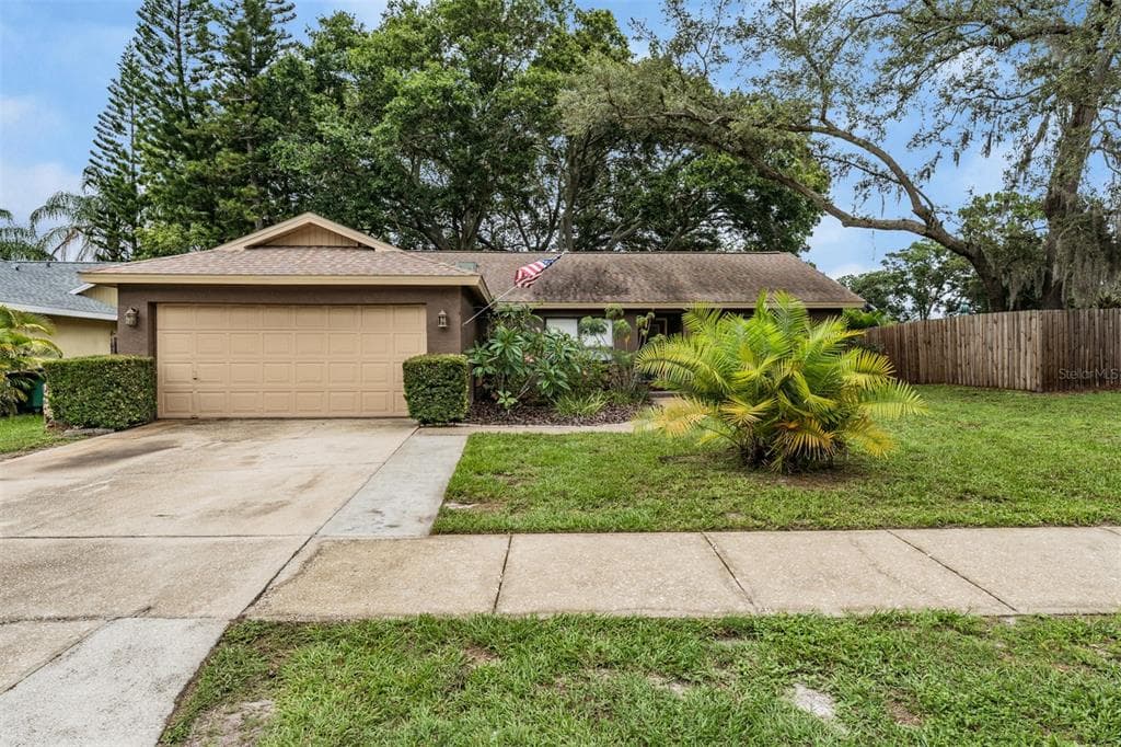 3304 BRIARWOOD LANE SAFETY HARBOR, FL 34695