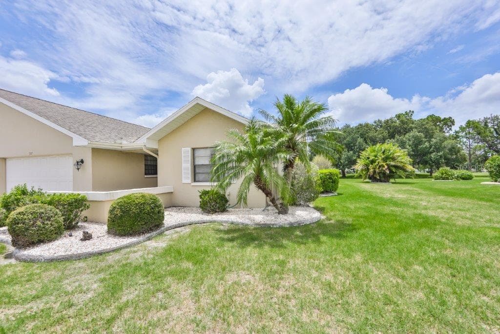 317 LINGER LANE SUN CITY CENTER, FL 33573
