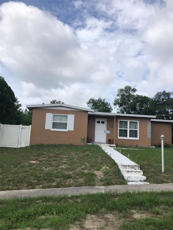 7098 HOLIDAY DRIVE SPRING HILL, FL 34606