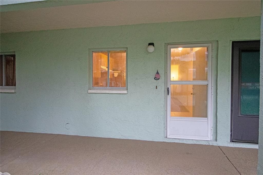 801 83RD AVENUE N UNIT 127 ST PETERSBURG, FL 33702