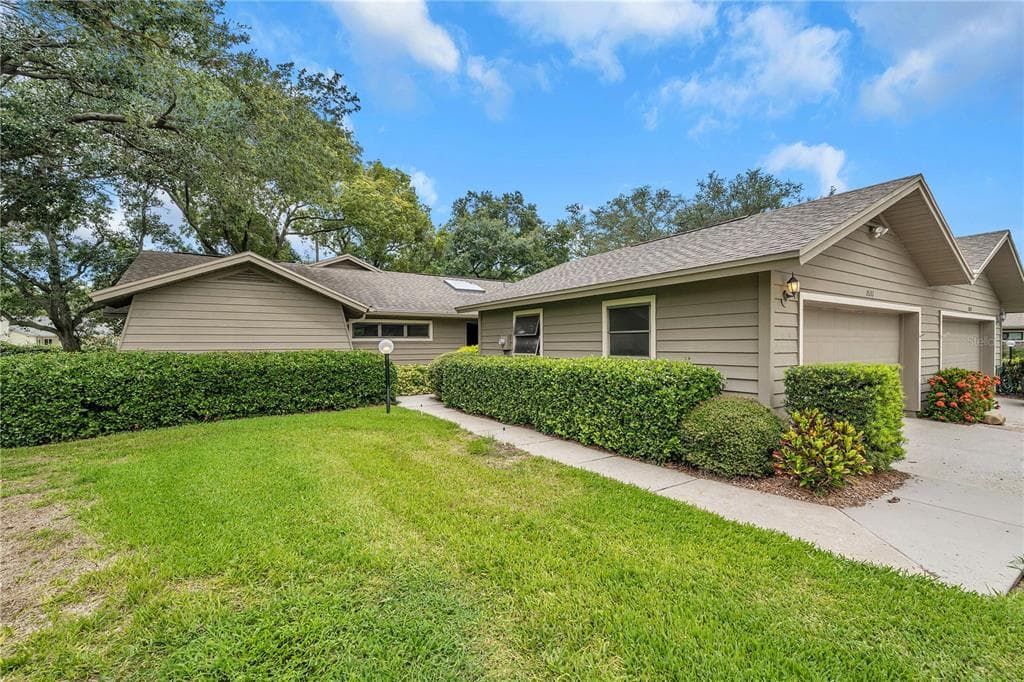 1531 WESTLAKE BLVD UNIT 4 PALM HARBOR, FL 34683