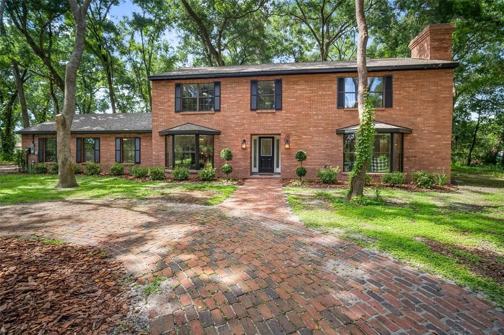 618 BROOKER ROAD BRANDON, FL 33511