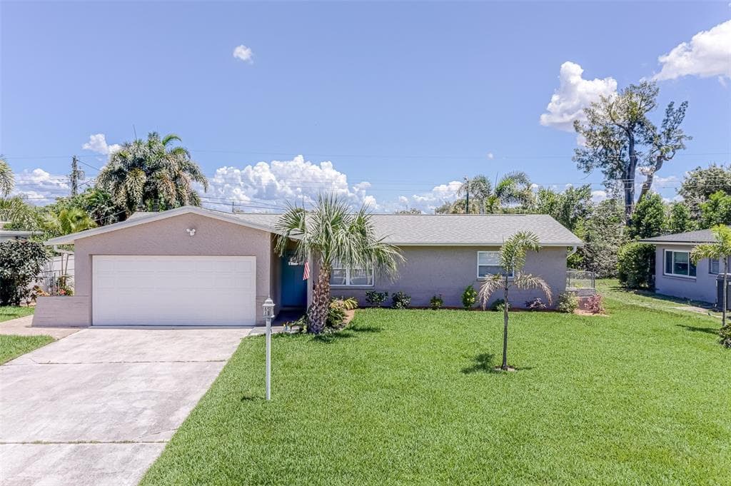 595 LOIS LANE BELLEAIR BLUFFS, FL 33770