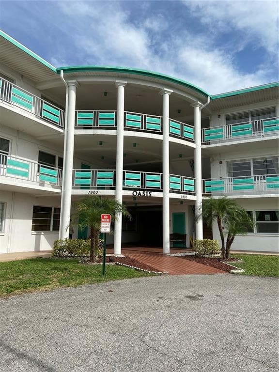 1900 59TH AVENUE N UNIT 216