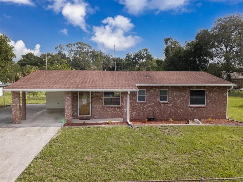 2112 E NEDRO ROAD TAMPA, FL 33604