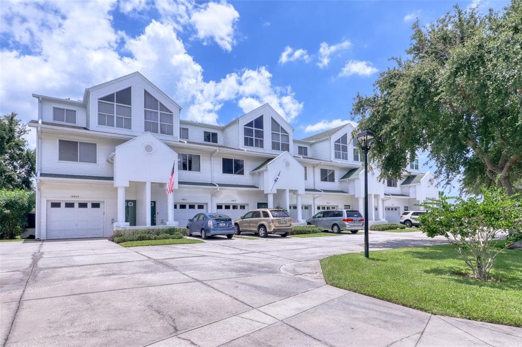 14829 SEMINOLE TRAIL SEMINOLE, FL 33776