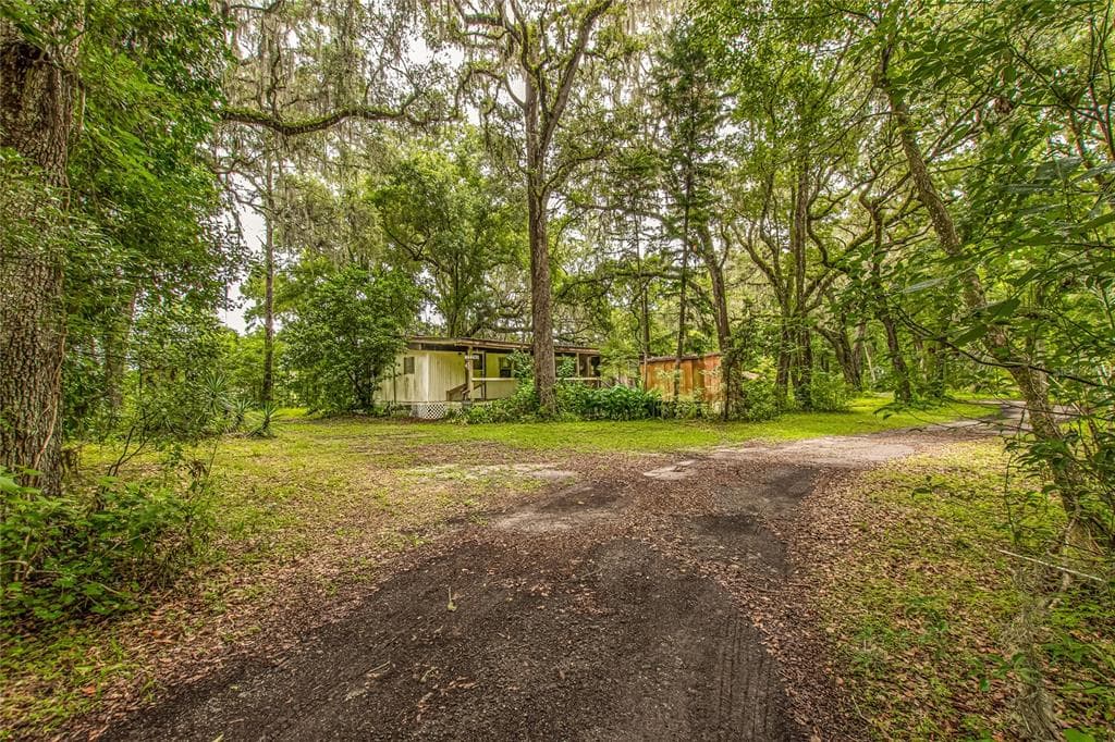 22293 CROOM ROAD BROOKSVILLE, FL 34601