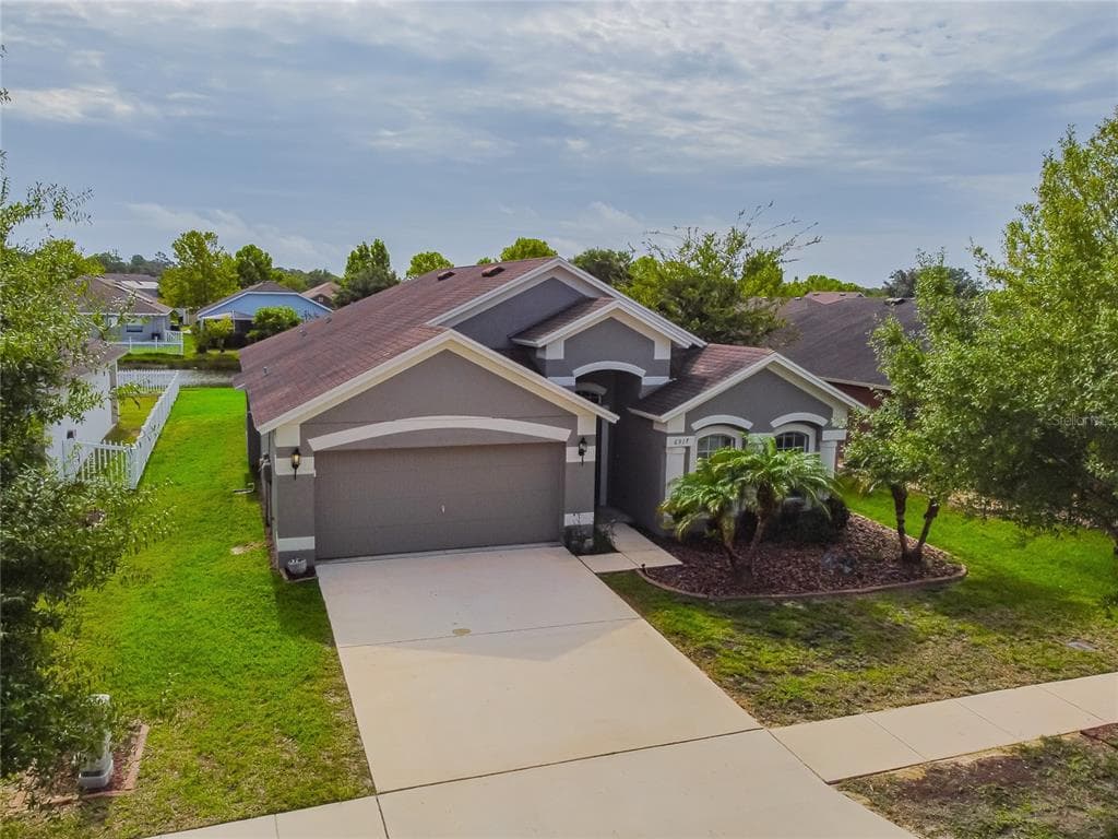 6917 BOULDER RUN LOOP WESLEY CHAPEL, FL 33545