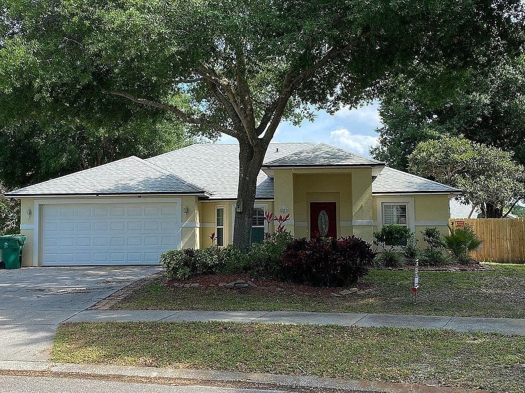1571 SPRING RIDGE CIRCLE WINTER GARDEN, FL 34787