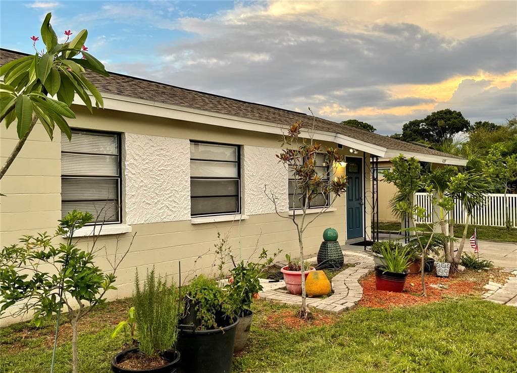 4109 W WALLACE AVENUE TAMPA, FL 33611