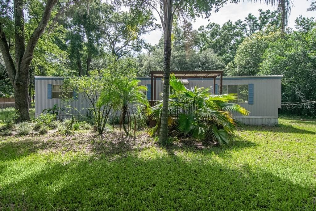 4046 PEACEFUL LANE ZEPHYRHILLS, FL 33541